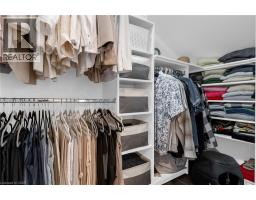 175 WELLINGTON Street - 14