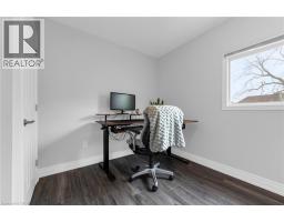 175 WELLINGTON Street - 19