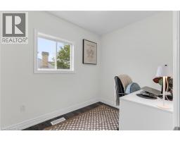 175 WELLINGTON Street - 20