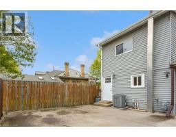 175 WELLINGTON Street - 26