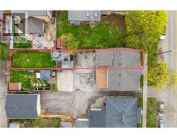 175 WELLINGTON Street - 31