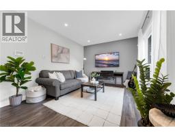 175 WELLINGTON Street - 6