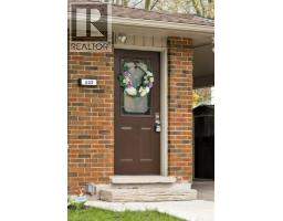 522 GLENDENE Crescent - 2