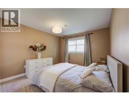 51 PAULANDER Drive UnitNo. 60 - 13