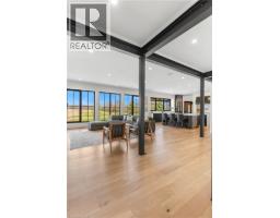 742 COUNTRY SQUIRE Road - 12