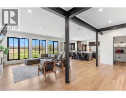 742 COUNTRY SQUIRE Road - 13