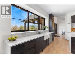 742 COUNTRY SQUIRE Road - 17