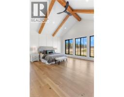 742 COUNTRY SQUIRE Road - 26