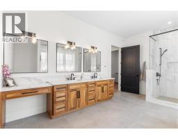 742 COUNTRY SQUIRE Road - 32