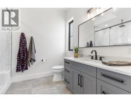 742 COUNTRY SQUIRE Road - 44