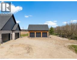 742 COUNTRY SQUIRE Road - 46
