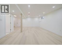 328 THE COUNTRY Way - 32