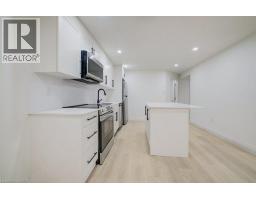 328 THE COUNTRY Way - 33