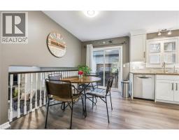 79 FAIRLAKE Drive - 19