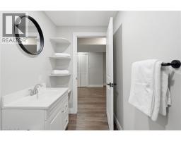 133 NEW LAKESHORE Road - 39