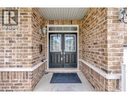 513 TERRINGTON Crescent - 2