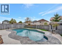 513 TERRINGTON Crescent - 40
