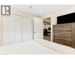 644 BALDWIN Crescent - 36