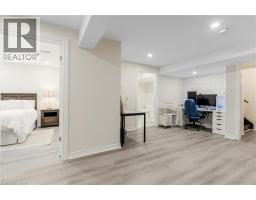 644 BALDWIN Crescent - 37