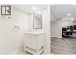 644 BALDWIN Crescent - 39