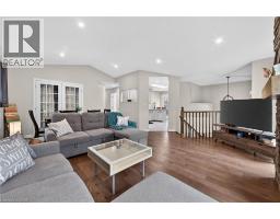 6 KINTYRE Court - 16