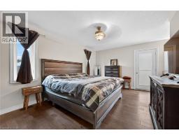 6 KINTYRE Court - 20