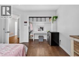 6 KINTYRE Court - 26