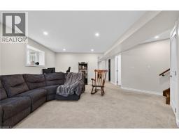6 KINTYRE Court - 30