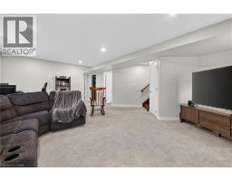 6 KINTYRE Court - 31