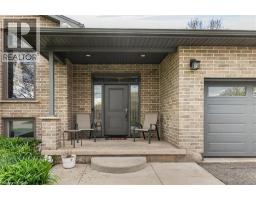 6 KINTYRE Court - 4
