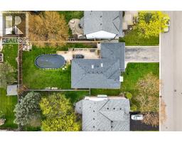 6 KINTYRE Court - 47