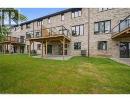 56 WALKER Road - 30