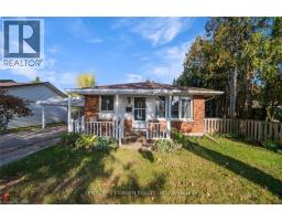 1676 Holley Crescent, MLS 40781005