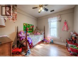 332 QUEEN Street W - 26