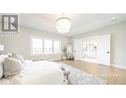 9 WORKMAN Crescent - 10