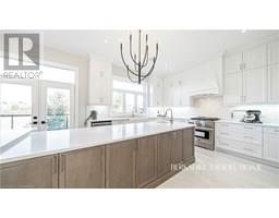 9 WORKMAN Crescent - 5