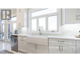 9 WORKMAN Crescent - 6