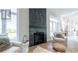 9 WORKMAN Crescent - 9