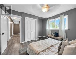 1044 MAIN Street - 30