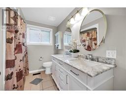 1044 MAIN Street - 31