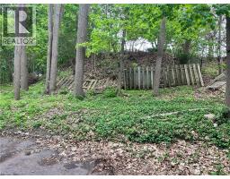 57 KENNEDY Street - 12