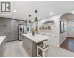 1349 QUEEN Street - 15