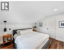 1349 QUEEN Street - 24