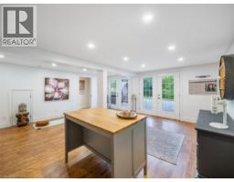 1349 QUEEN Street - 35
