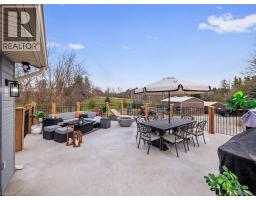 1349 QUEEN Street - 38