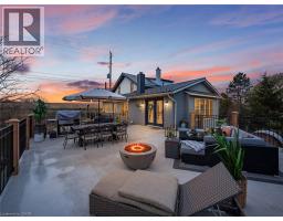 1349 QUEEN Street - 40