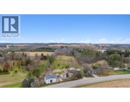 1349 QUEEN Street - 44