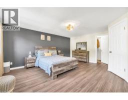40 ALDERSON Drive - 24