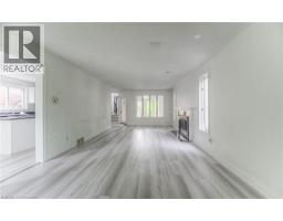 383 BURNETT Avenue - 13