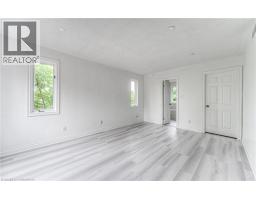 383 BURNETT Avenue - 24